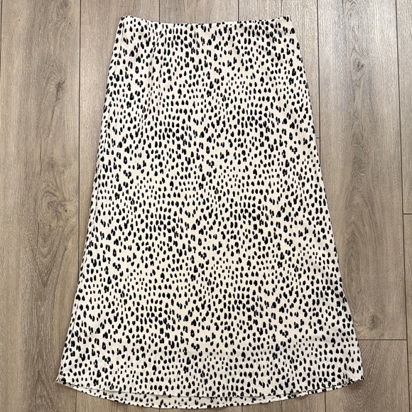 Anthropologie Dresses & Skirts - Leopard Print Pull-On Silky Slip A-Line Skirt - Large